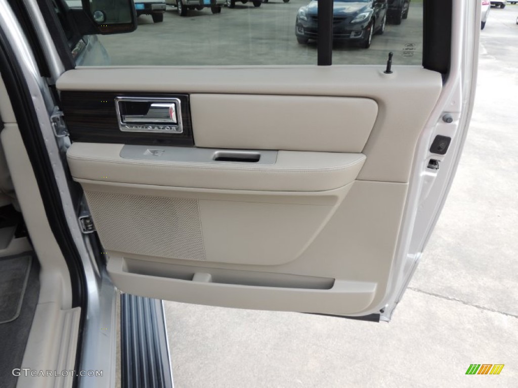 2010 Lincoln Navigator L Stone Door Panel Photo #84175776