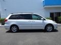 2005 Natural White Toyota Sienna XLE  photo #2