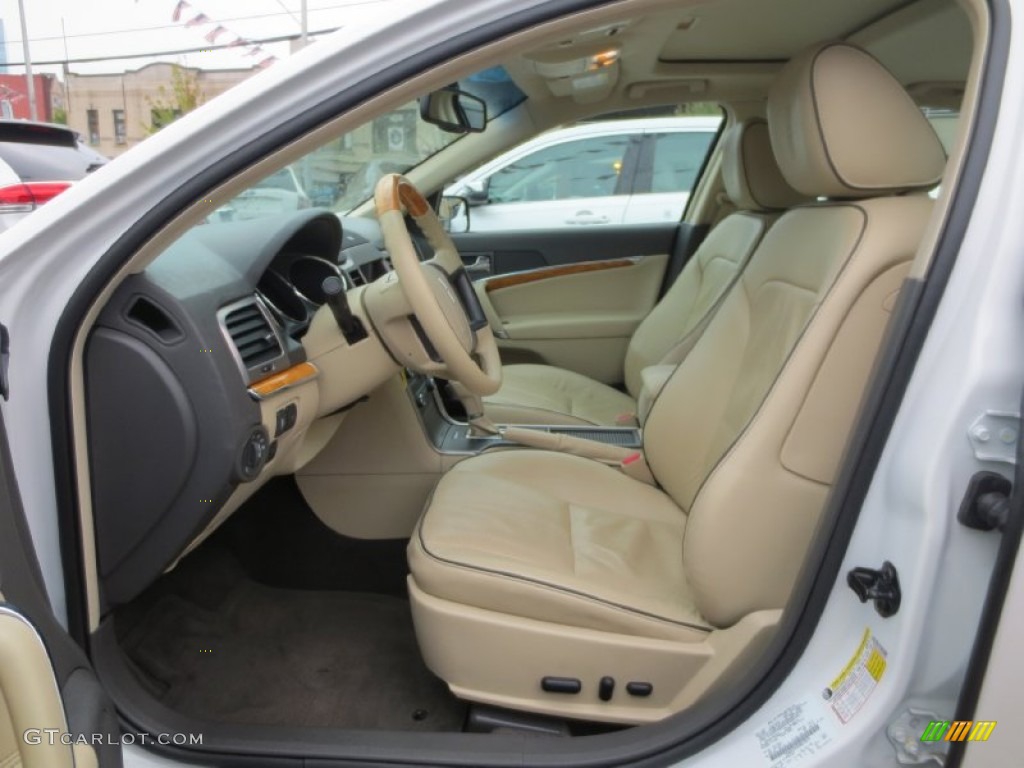 2010 Lincoln MKZ AWD Front Seat Photos