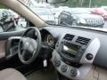 Super White - RAV4 V6 4WD Photo No. 7