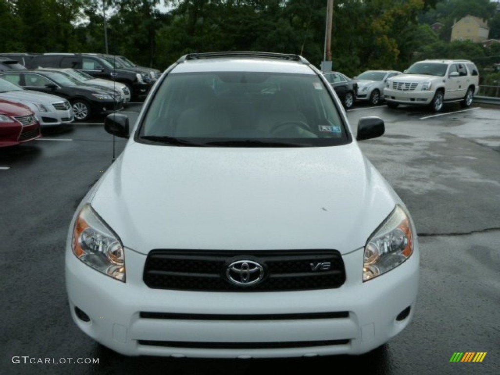 2007 RAV4 V6 4WD - Super White / Ash Gray photo #14