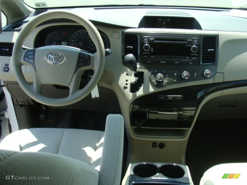 2011 Sienna LE AWD - Super White / Light Gray photo #9