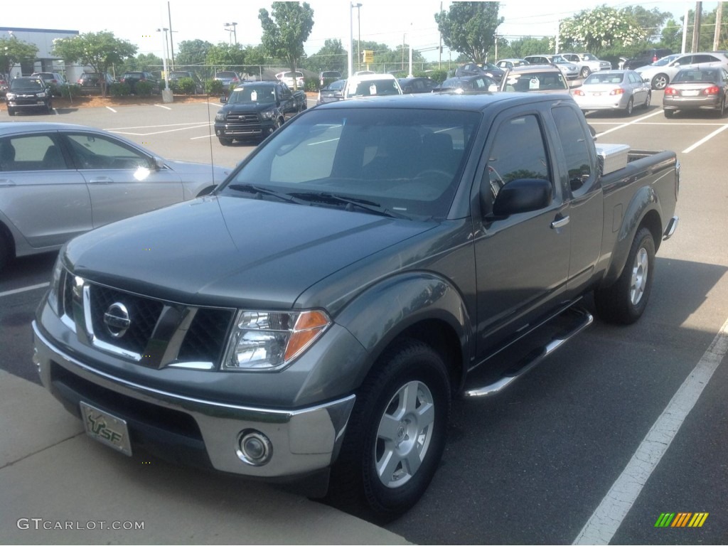 2007 Frontier SE King Cab - Storm Gray / Graphite photo #1