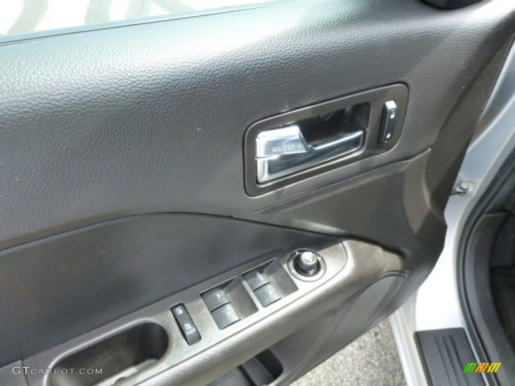 2006 Fusion SE - Silver Frost Metallic / Charcoal Black photo #14