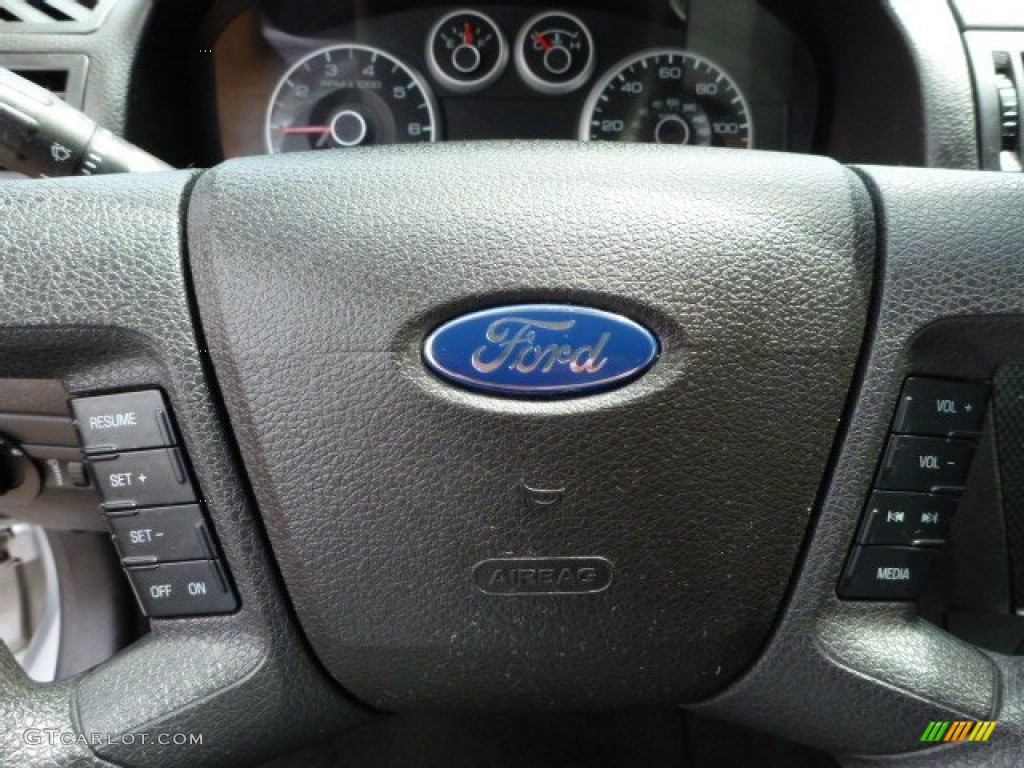 2006 Fusion SE - Silver Frost Metallic / Charcoal Black photo #18