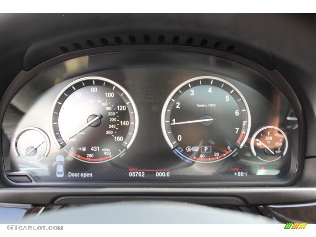 2013 BMW 5 Series 528i Sedan Gauges Photos