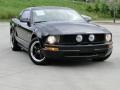 Black - Mustang V6 Coupe Photo No. 2
