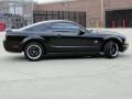 Black - Mustang V6 Coupe Photo No. 4