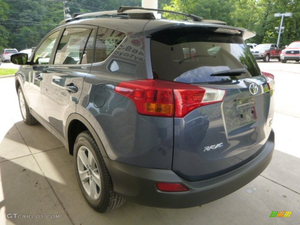 2013 RAV4 XLE AWD - Shoreline Blue Pearl / Black photo #4