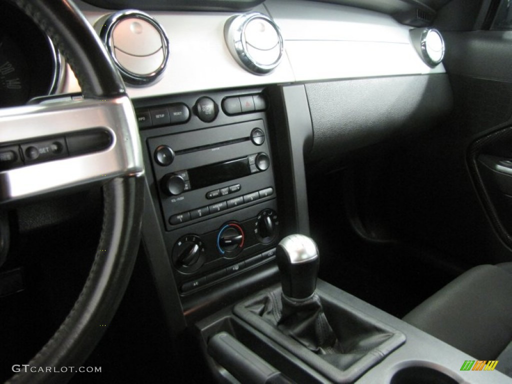 2007 Mustang GT Deluxe Coupe - Alloy Metallic / Dark Charcoal photo #21