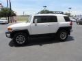 Iceberg White - FJ Cruiser 4WD Photo No. 4