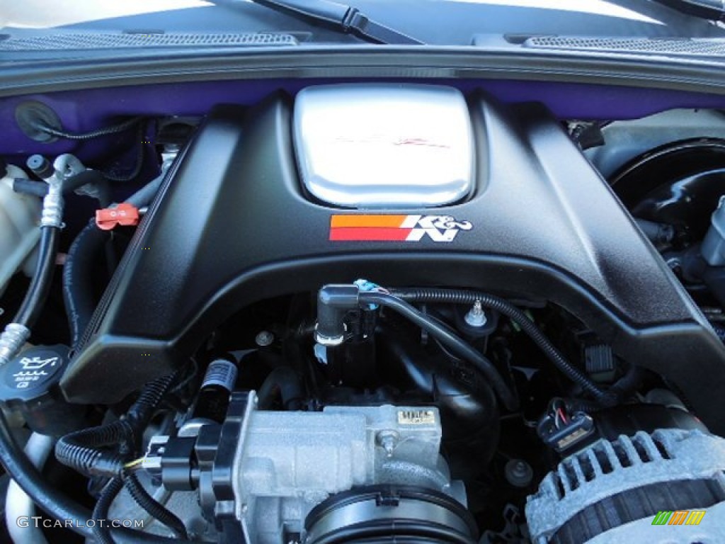 2004 Chevrolet SSR Standard SSR Model Engine Photos