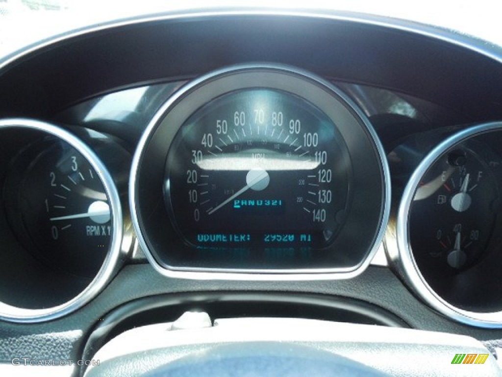 2004 Chevrolet SSR Standard SSR Model Gauges Photo #84196511