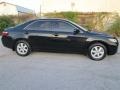 Black - Camry LE Photo No. 3