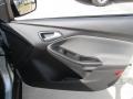 Ingot Silver - Focus SE Hatchback Photo No. 8