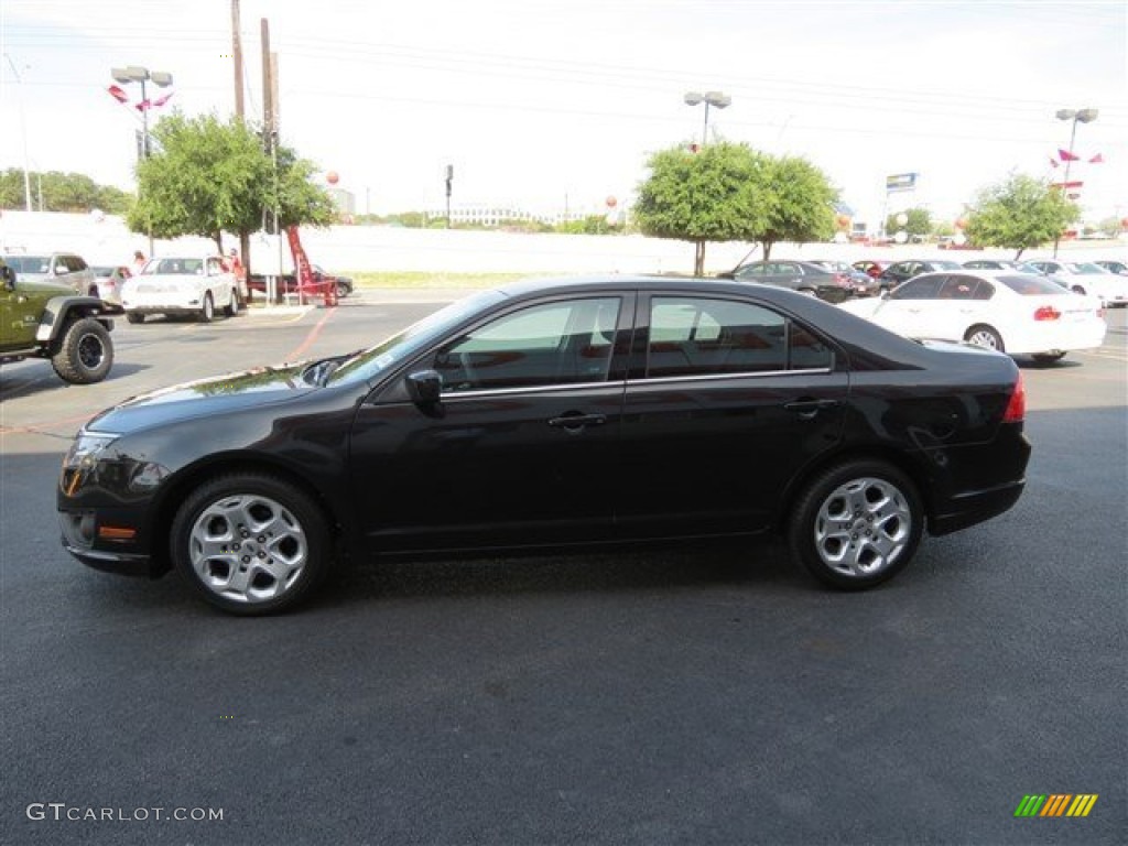 2010 Fusion SE V6 - Tuxedo Black Metallic / Charcoal Black photo #2