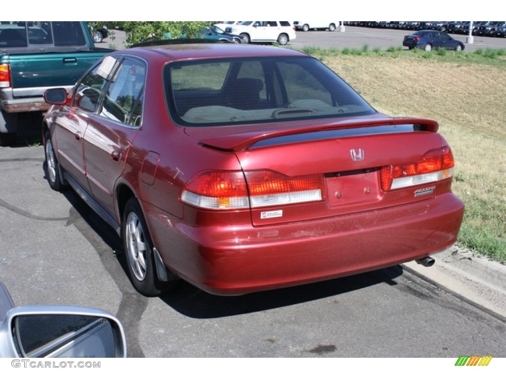 2002 Accord SE Sedan - Firepepper Red Pearl / Ivory photo #3