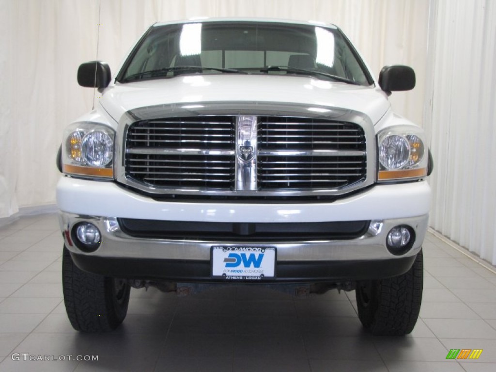 2006 Ram 1500 ST Quad Cab 4x4 - Bright White / Medium Slate Gray photo #2