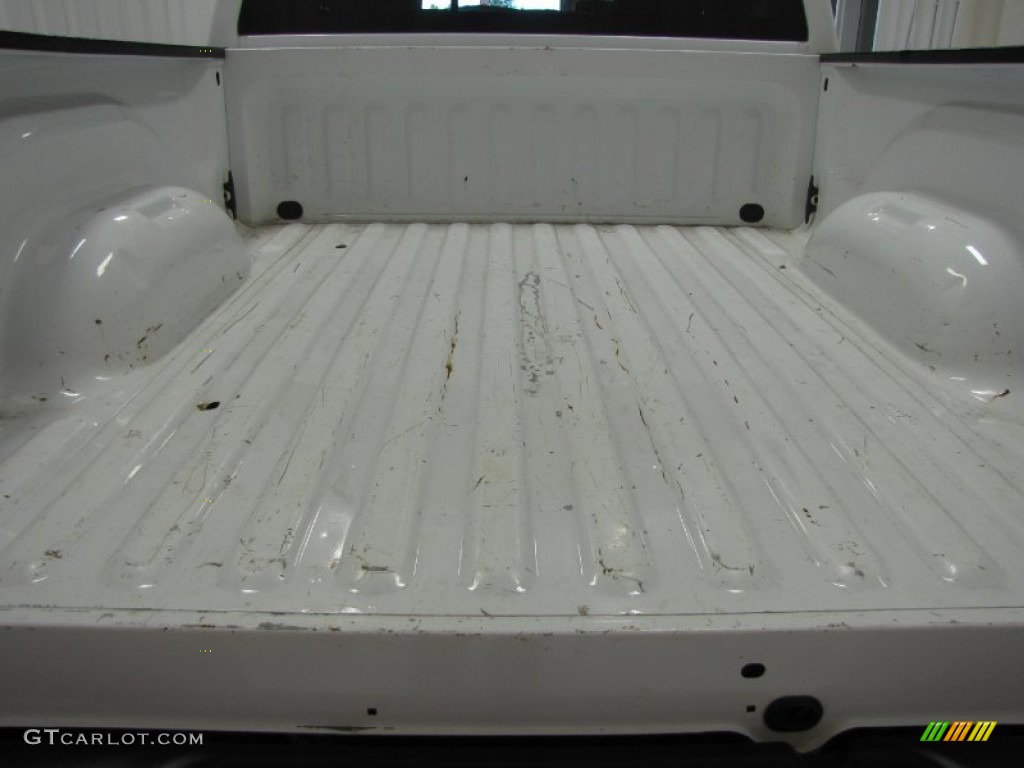 2006 Ram 1500 ST Quad Cab 4x4 - Bright White / Medium Slate Gray photo #3