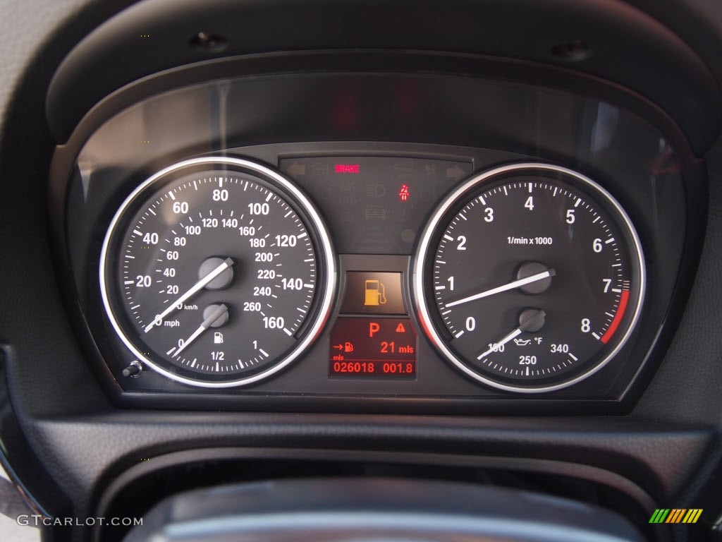 2011 3 Series 328i Convertible - Mineral White Metallic / Coral Red/Black Dakota Leather photo #15