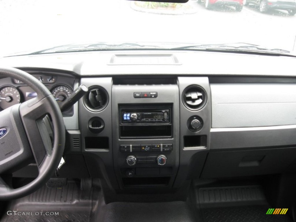 2011 F150 STX Regular Cab - Oxford White / Steel Gray photo #11