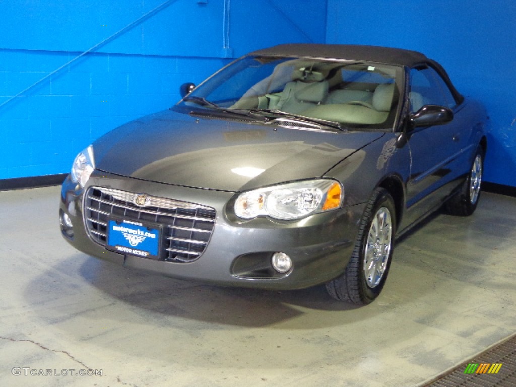 2004 Sebring Limited Convertible - Graphite Metallic / Taupe photo #3