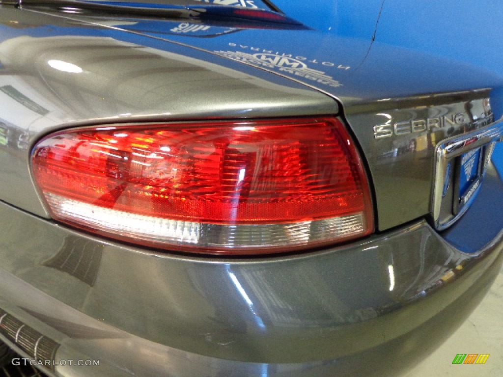 2004 Sebring Limited Convertible - Graphite Metallic / Taupe photo #18