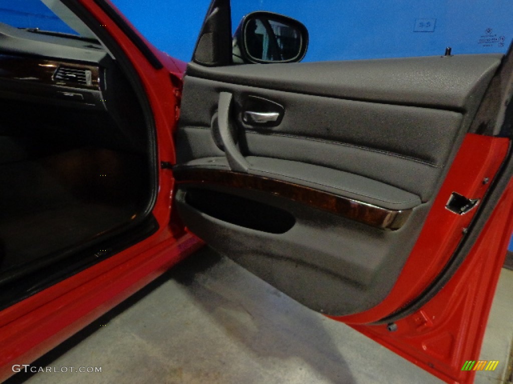 2011 3 Series 328i xDrive Sedan - Crimson Red / Black photo #36