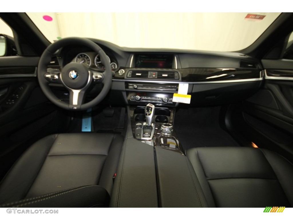 2014 BMW 5 Series 535i Sedan Black Dashboard Photo #84222269