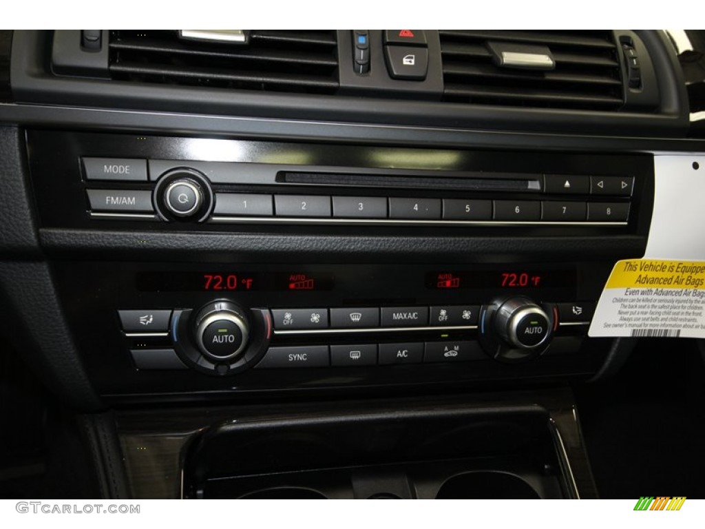 2014 BMW 5 Series 535i Sedan Controls Photo #84222704