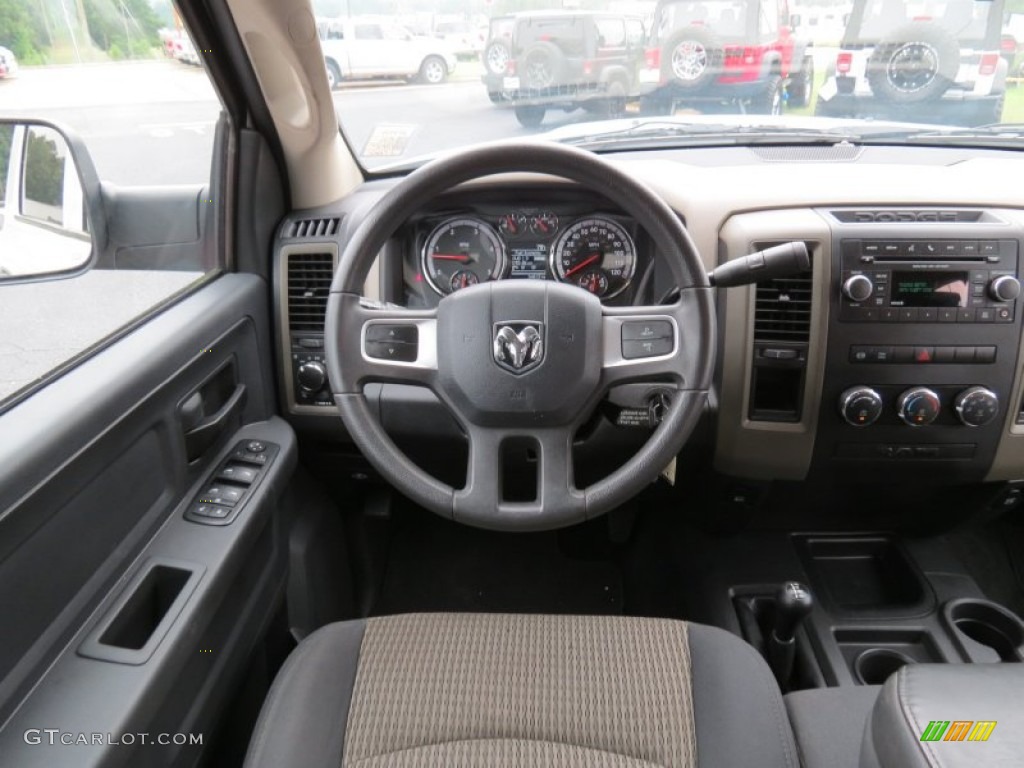 2011 Ram 3500 HD ST Crew Cab 4x4 Dually - Bright White / Dark Slate Gray/Medium Graystone photo #18
