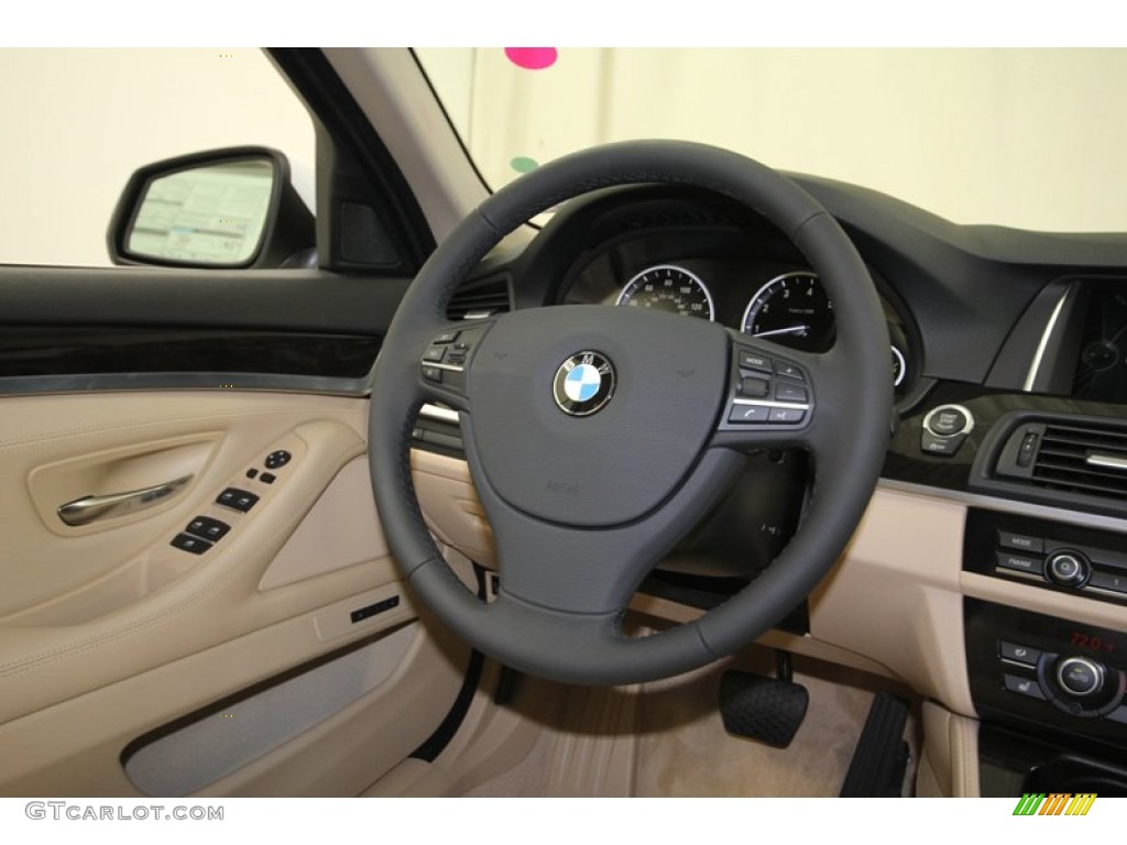 2014 BMW 5 Series 535i Sedan Venetian Beige Steering Wheel Photo #84226222