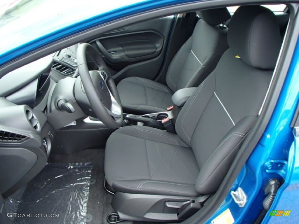 2014 Ford Fiesta SE Hatchback Front Seat Photo #84226631