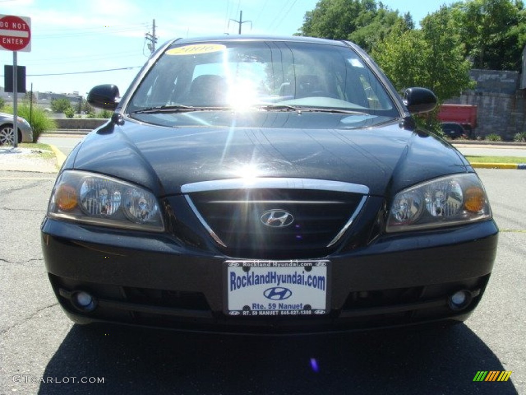 2006 Elantra GLS Sedan - Ebony Black / Gray photo #2