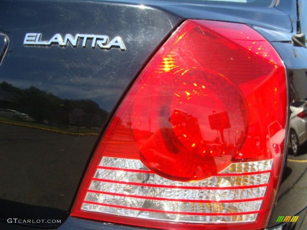 2006 Elantra GLS Sedan - Ebony Black / Gray photo #19