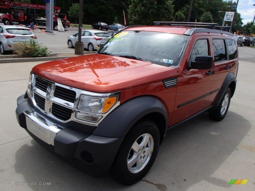 2007 Nitro SXT 4x4 - Sunburst Orange Pearl / Dark Slate Gray/Light Slate Gray photo #4