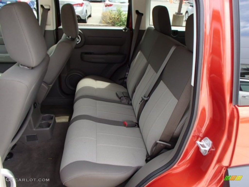 2007 Nitro SXT 4x4 - Sunburst Orange Pearl / Dark Slate Gray/Light Slate Gray photo #12