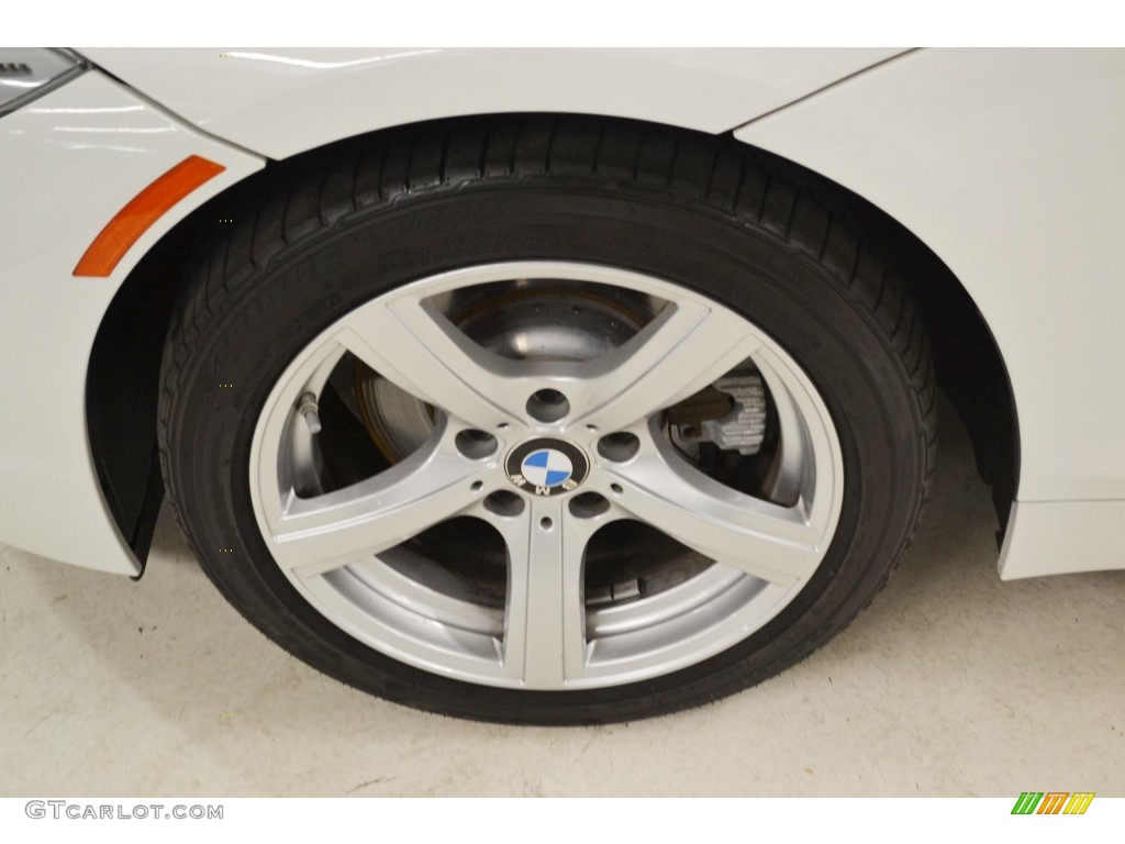 2011 Z4 sDrive30i Roadster - Alpine White / Coral Red photo #7