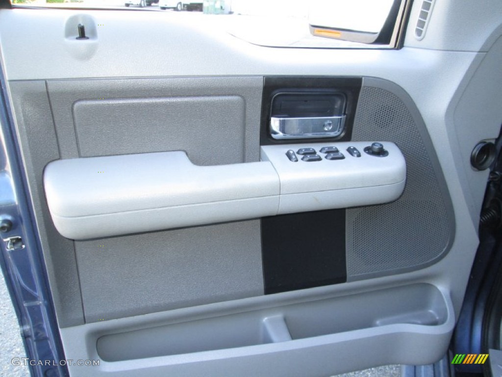 2005 F150 XLT SuperCrew 4x4 - Medium Wedgewood Blue Metallic / Medium Flint/Dark Flint Grey photo #25