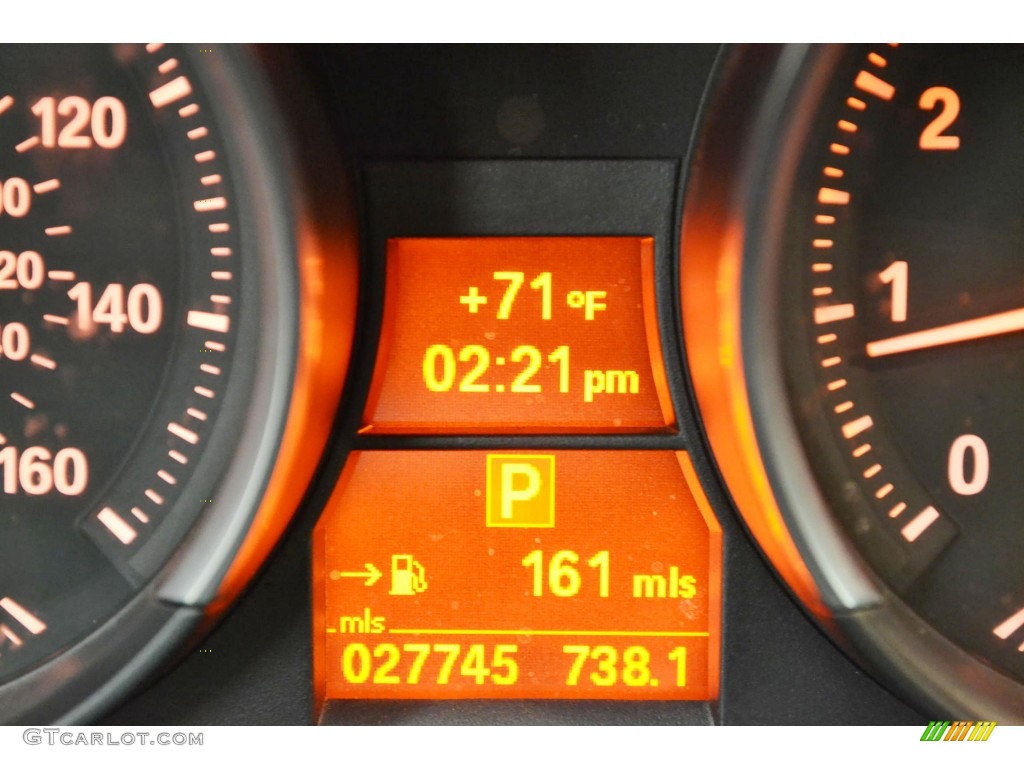 2011 Z4 sDrive30i Roadster - Alpine White / Coral Red photo #13