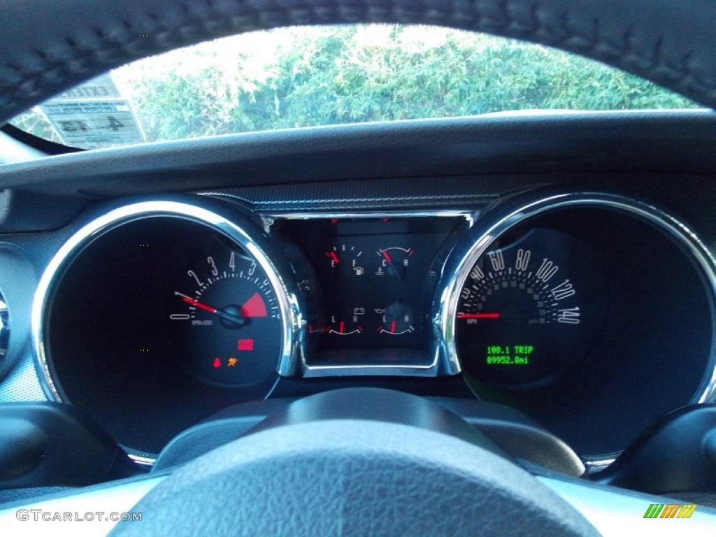 2009 Ford Mustang GT Premium Coupe Gauges Photo #84238937