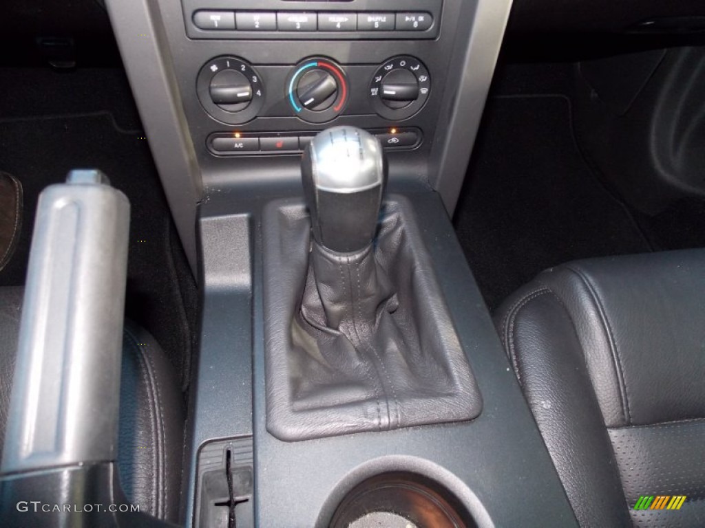 2009 Ford Mustang GT Premium Coupe Transmission Photos