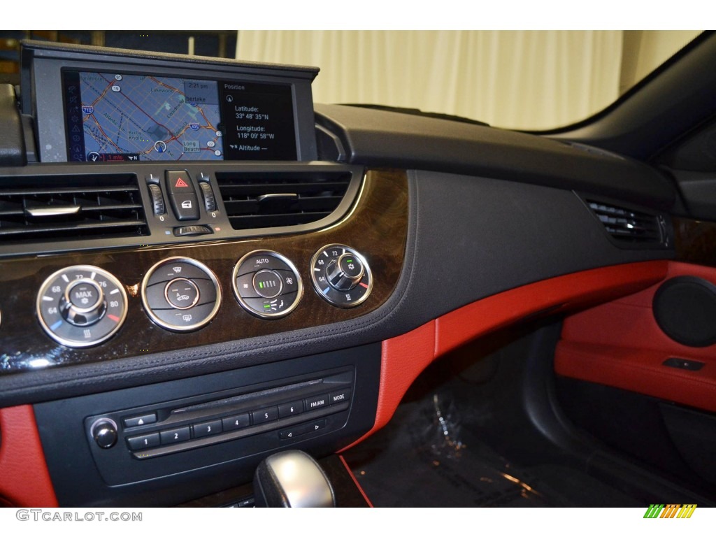 2011 Z4 sDrive30i Roadster - Alpine White / Coral Red photo #19