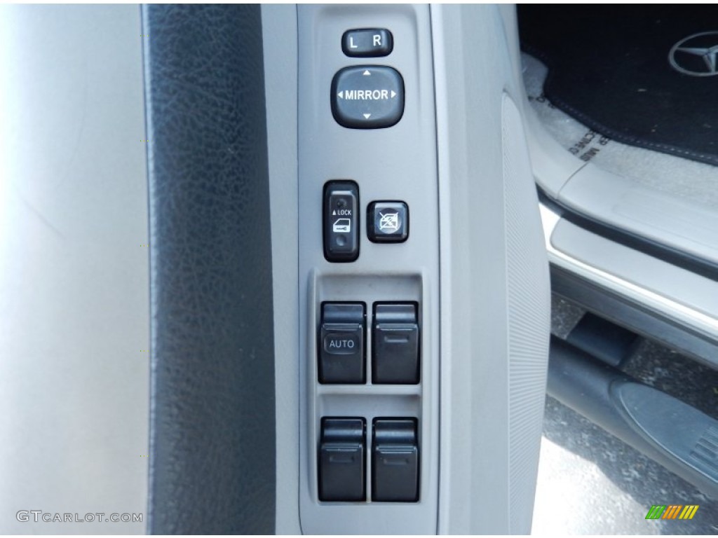 2008 Toyota 4Runner SR5 Controls Photo #84240335
