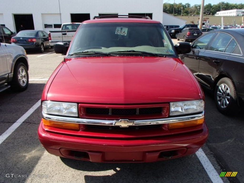 2003 Blazer LS 4x4 - Dark Cherry Red Metallic / Graphite photo #2