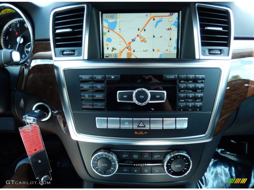 2014 Mercedes-Benz ML 350 Controls Photo #84241790
