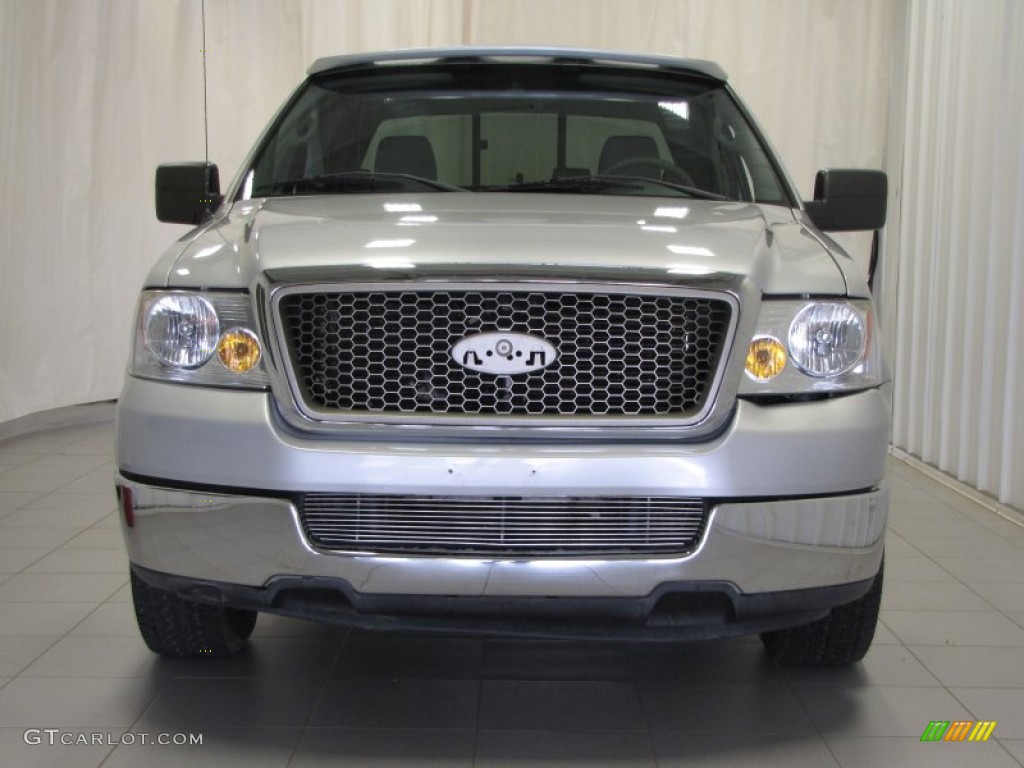 2004 F150 XLT SuperCab - Silver Metallic / Medium/Dark Flint photo #2