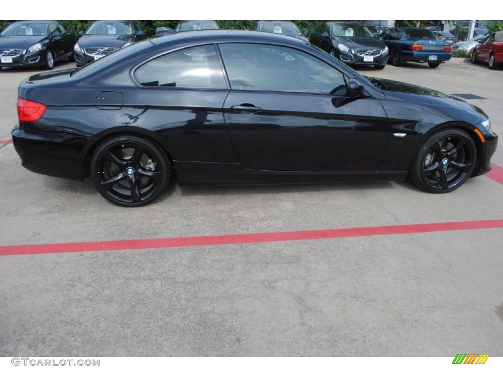 2011 3 Series 335i Coupe - Black Sapphire Metallic / Black photo #9