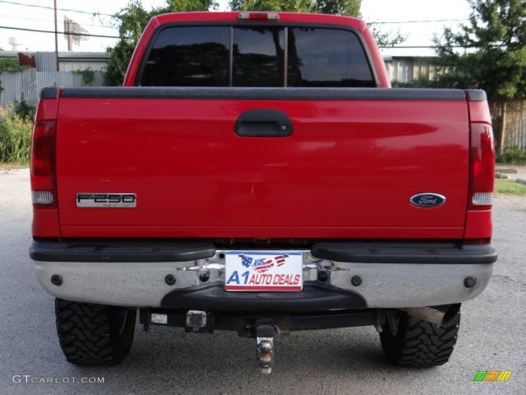 2005 F250 Super Duty Lariat Crew Cab 4x4 - Red Clearcoat / Tan photo #6