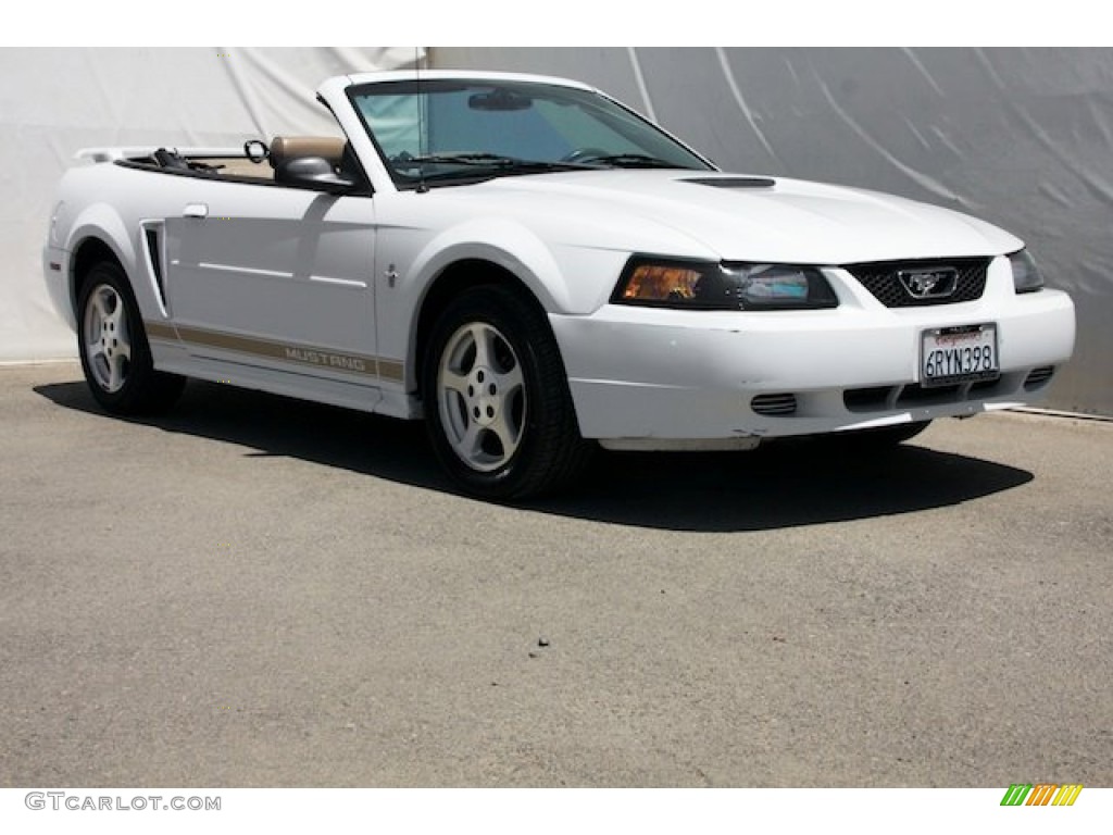 2002 Mustang V6 Convertible - Oxford White / Medium Parchment photo #1